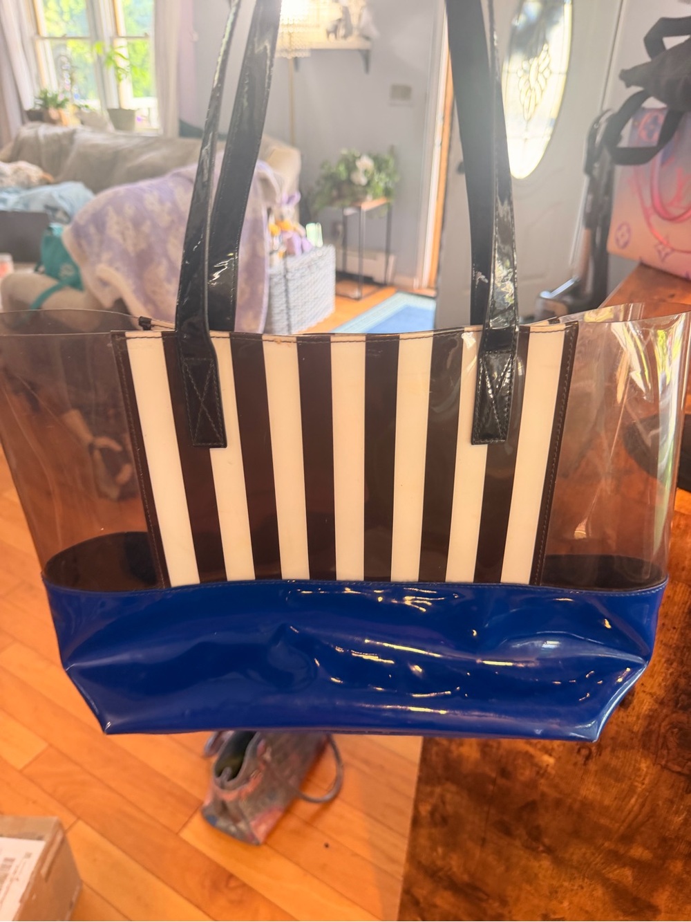 henri bendel Clear Tote with Blue Base and Black Straps - Picture 6 of 7